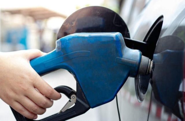 El Gobierno gastó RD$1,209 millones en una semana para frenar el alza de los combustibles